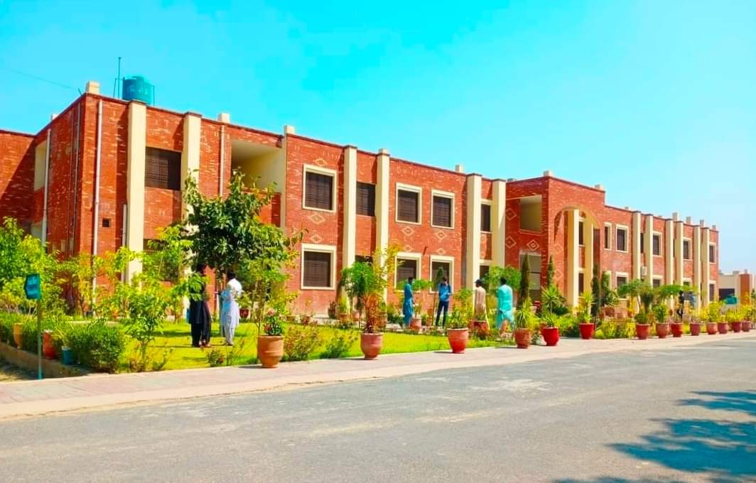 Campus event atmosphere